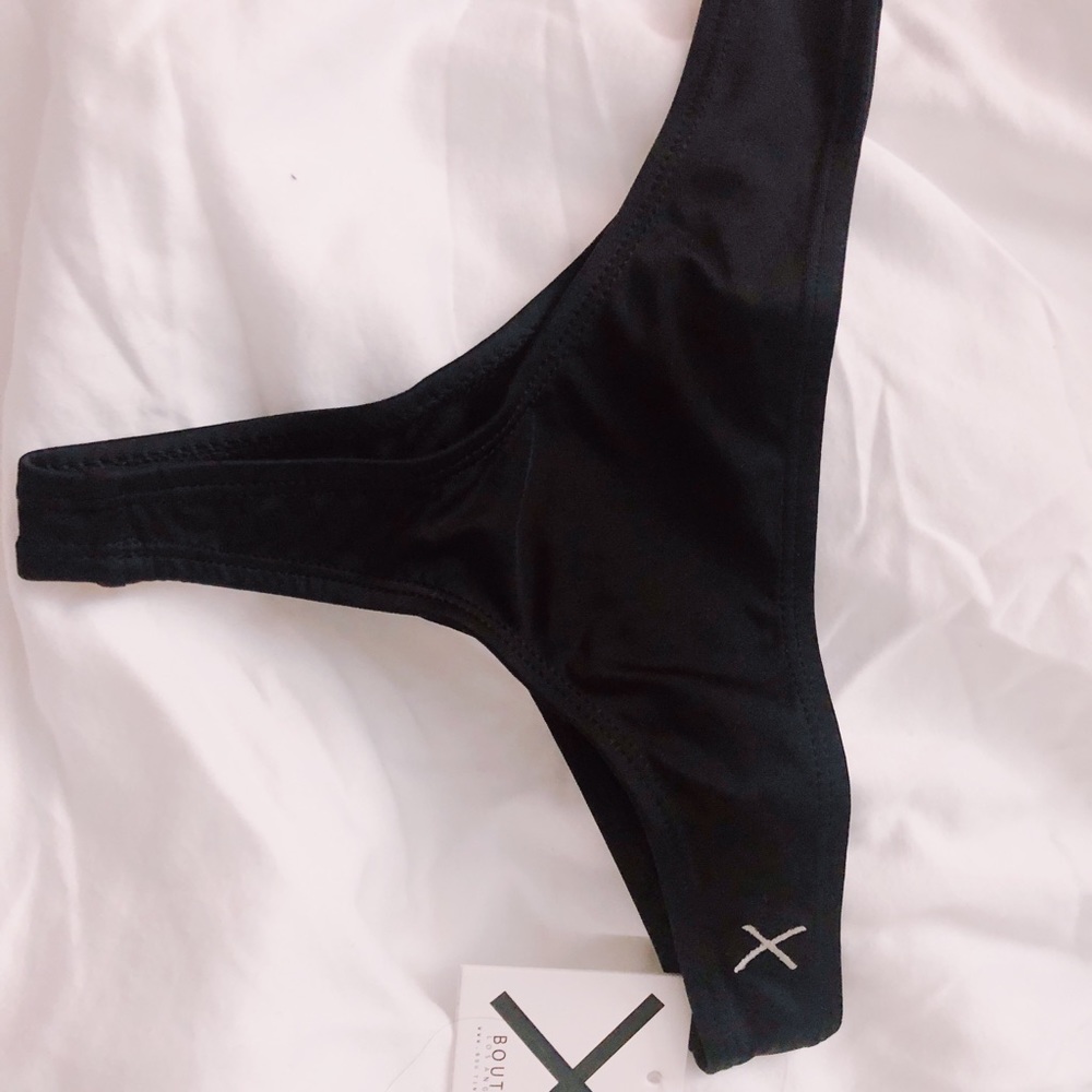 Manhattan Black Boutine LA bottoms